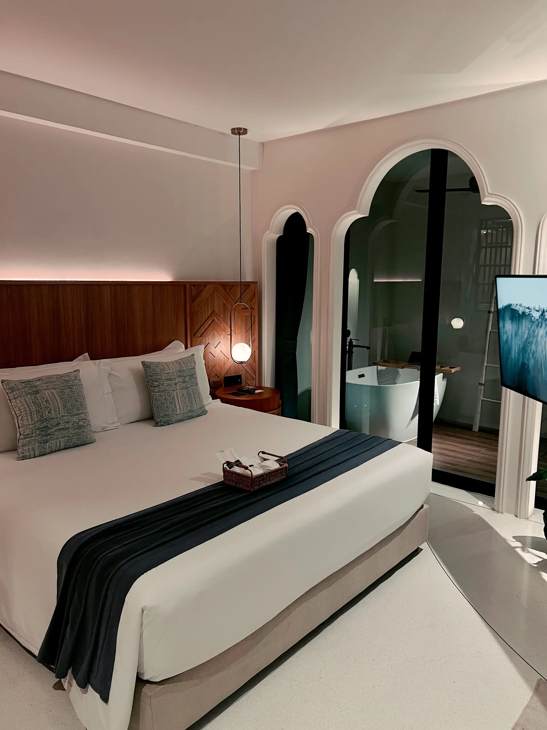 Spacious deluxe guest room